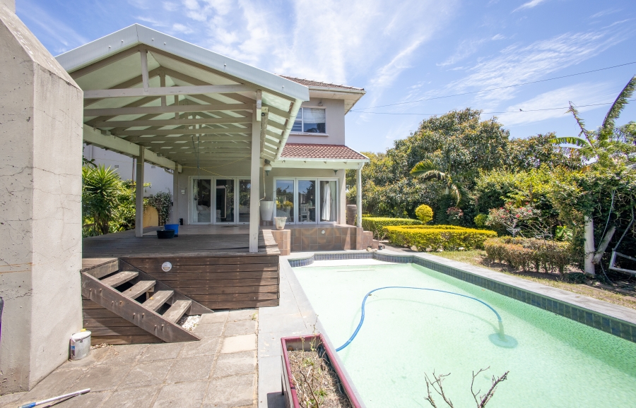 5 Bedroom Property for Sale in Berea Eastern Cape